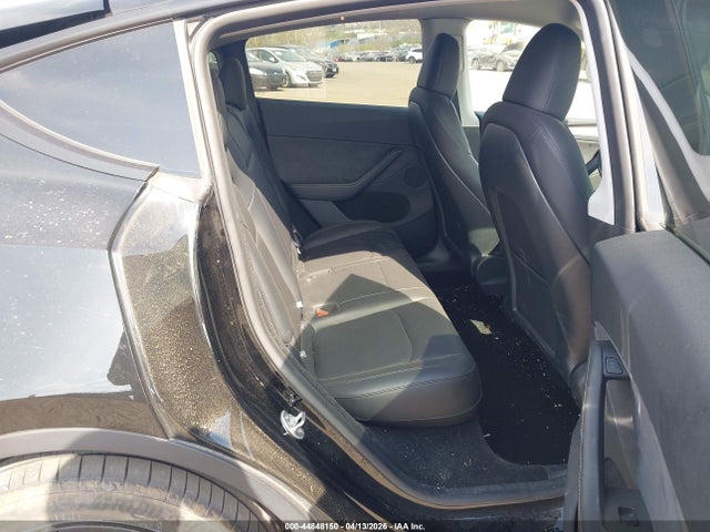 Tesla Model Y Long Range Dual Motor All-wheel Drive