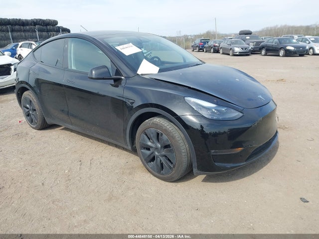 Salvage Tesla Model Y Image