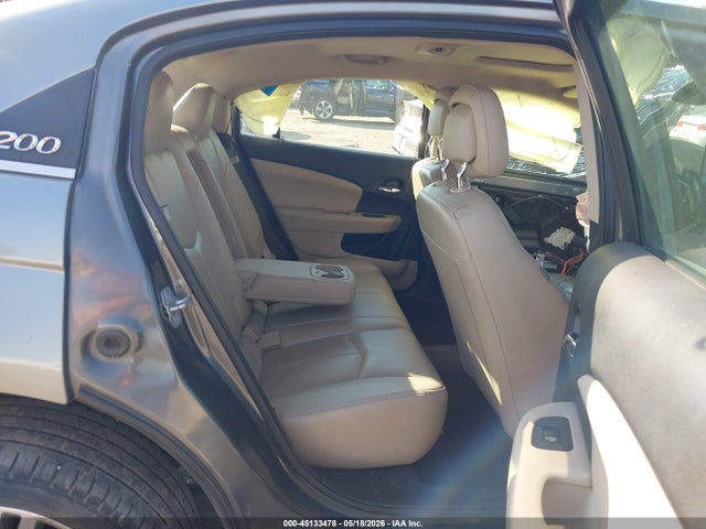 Chrysler 200 Limited