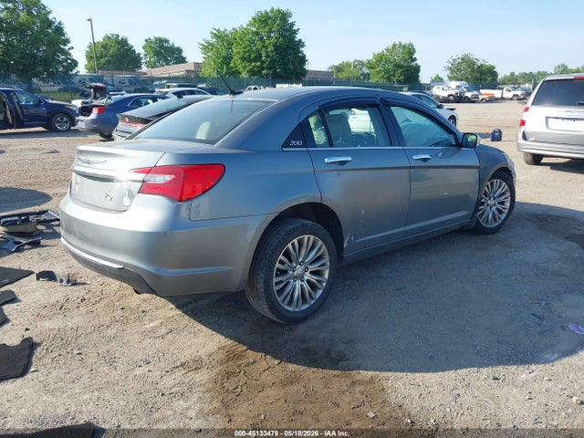 Chrysler 200 Limited