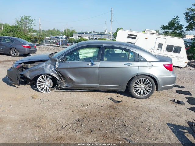 Chrysler 200 Limited