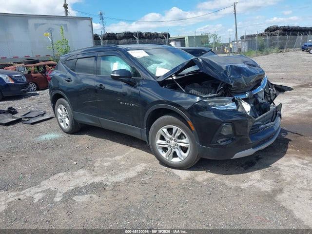 Salvage Chevrolet Blazer Image