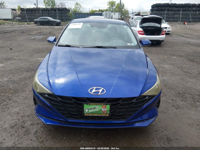 Hyundai ELANTRA Sel