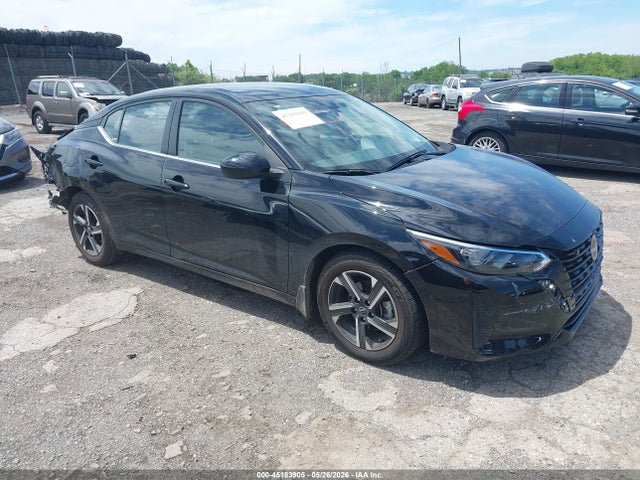 Salvage Nissan Sentra Image