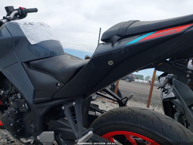 Yamaha Mt-03