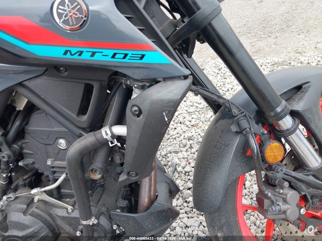 Yamaha Mt-03
