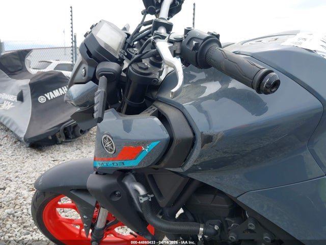 Yamaha Mt-03