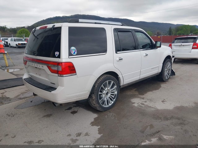 Lincoln Navigator Reserve