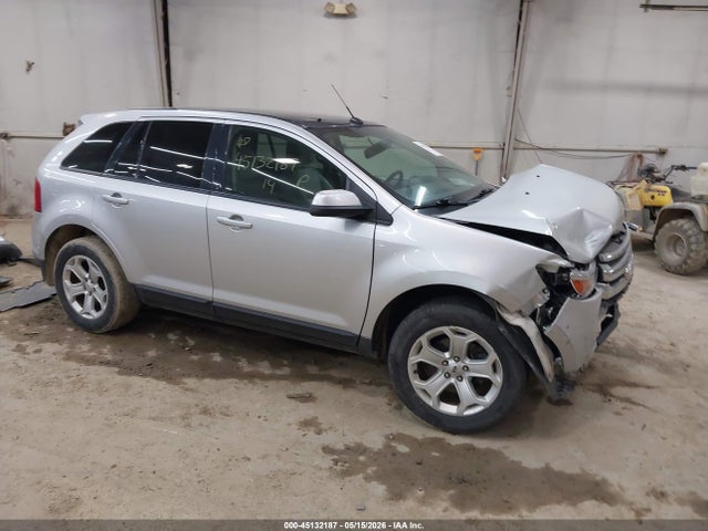 Salvage Ford Edge Image