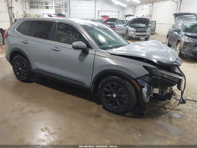 Salvage Honda CR-V Image