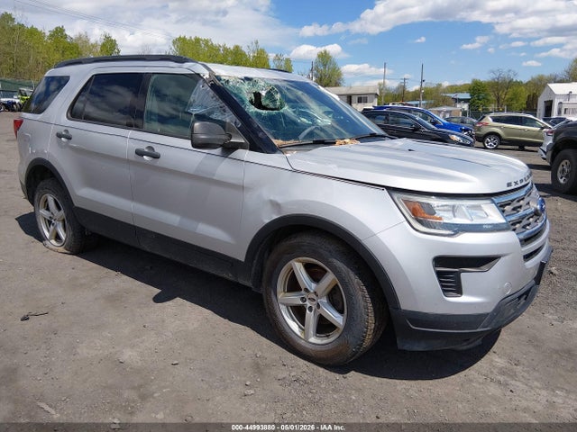 Salvage Ford Explorer Image