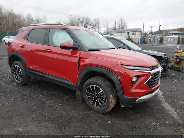 Salvage Chevrolet Trailblazer Image