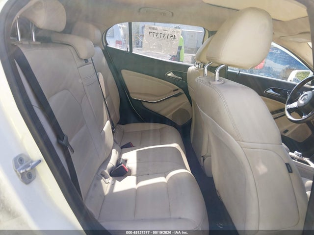 Mercedes-Benz GLA 4matic