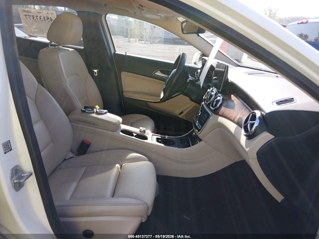 Mercedes-Benz GLA 4matic