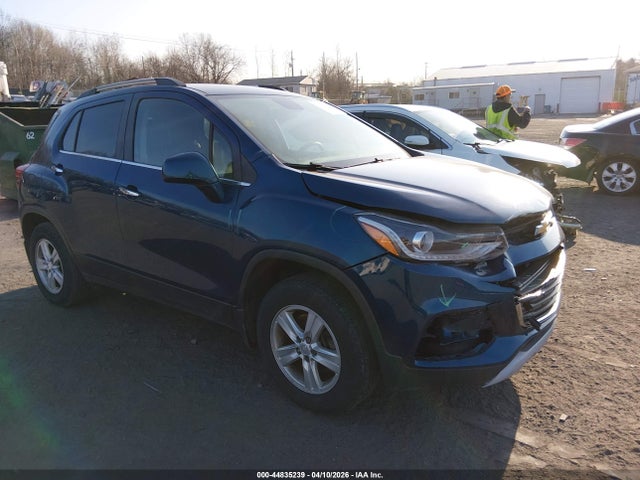 Salvage Chevrolet Trax Image