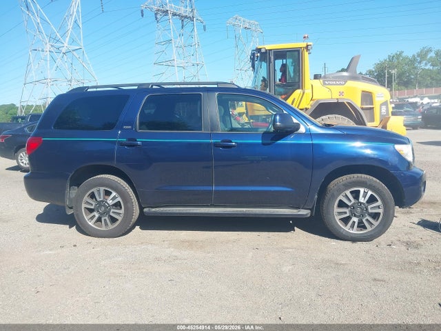 Toyota Sequoia Sr5 5.7l V8