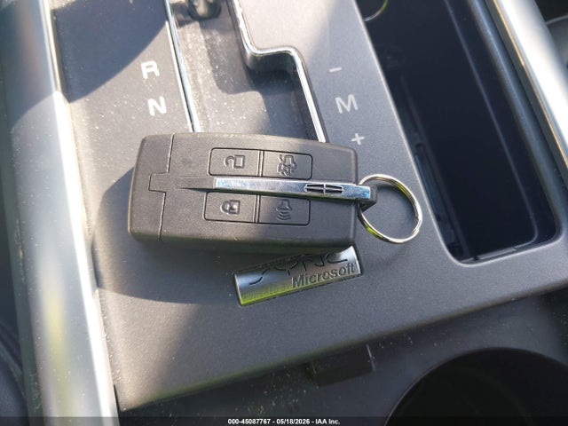 Lincoln MKS