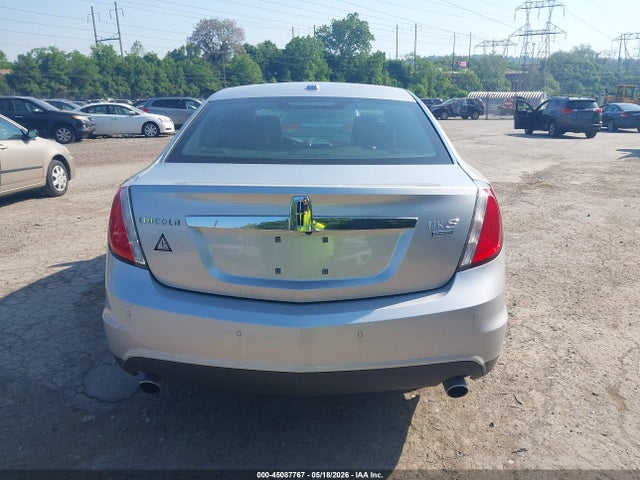 Lincoln MKS