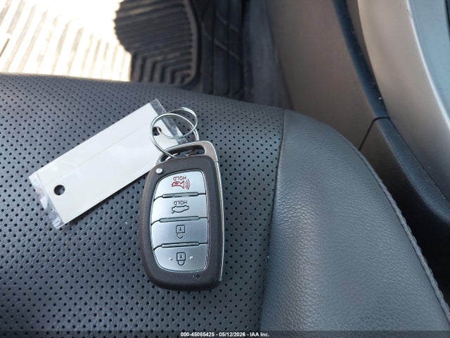 Hyundai ELANTRA Limited
