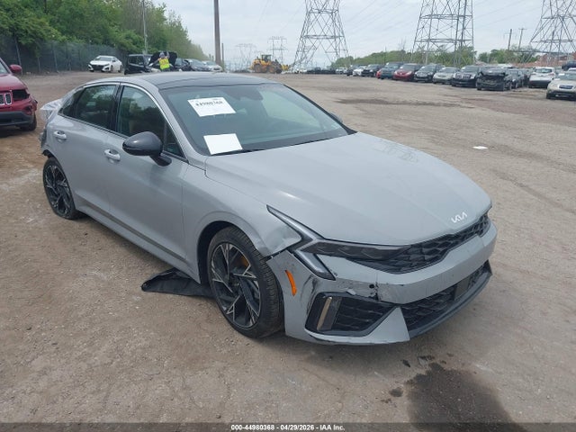 Salvage Kia K5 Image