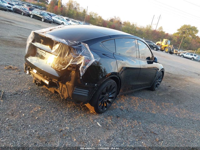 Tesla Model Y Performance Dual Motor All-wheel Drive