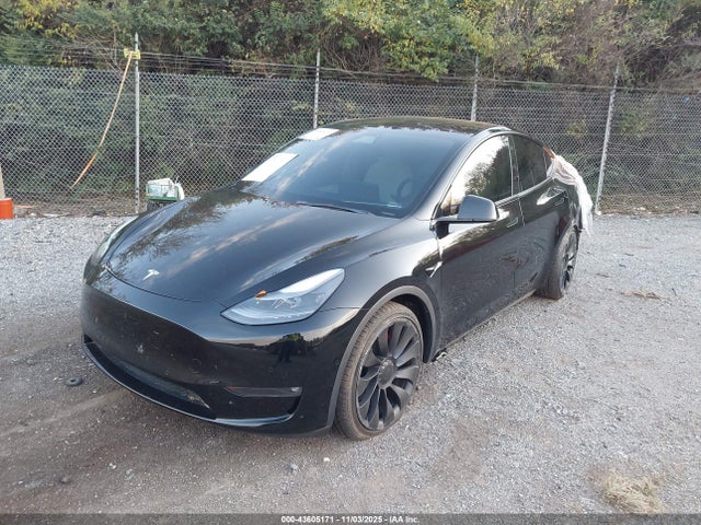Tesla Model Y Performance Dual Motor All-wheel Drive