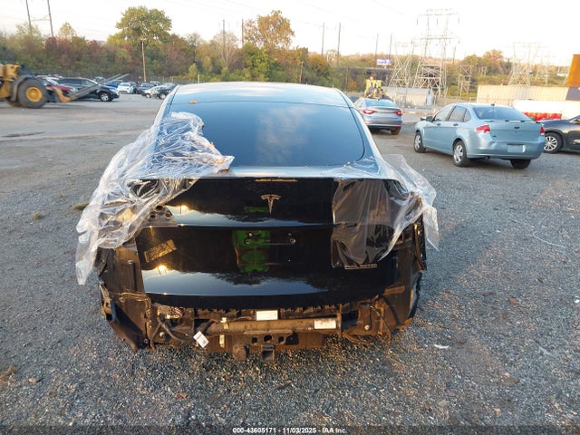 Tesla Model Y Performance Dual Motor All-wheel Drive