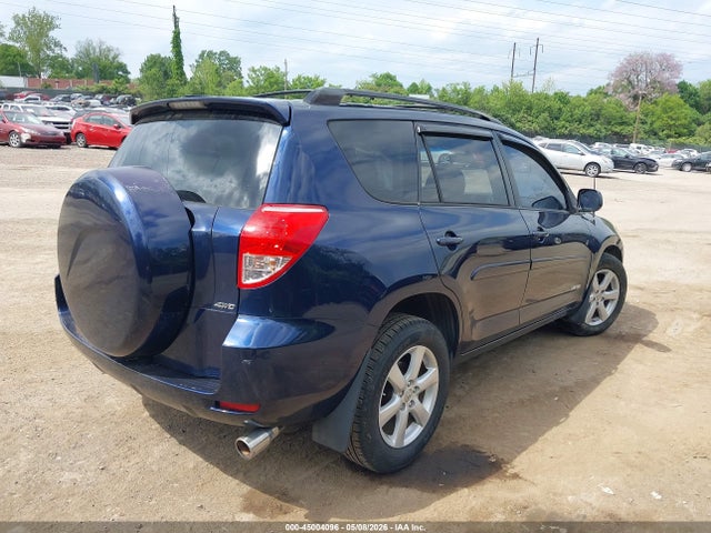 Toyota RAV4 Limited V6
