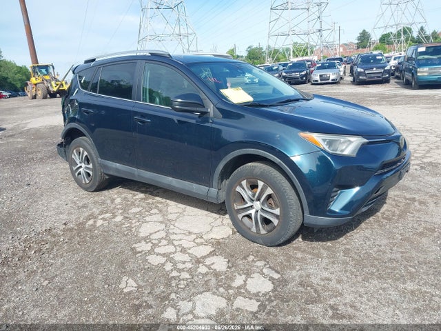 Salvage Toyota RAV4 Image