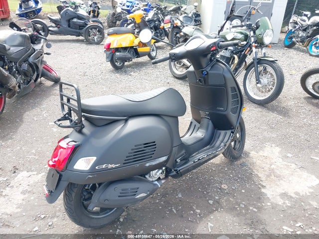 Vespa GTS 300 Super