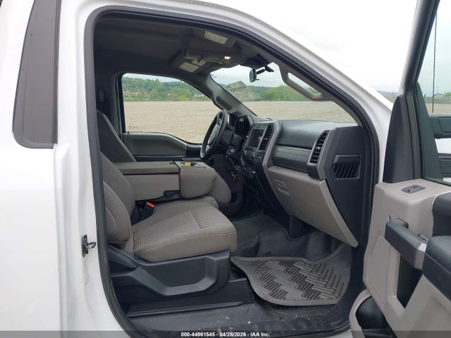 Ford F-550 Xlt