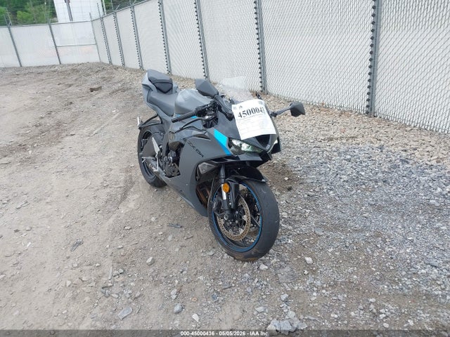 Salvage Kawasaki Zx636 Image