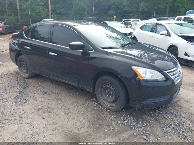 Salvage Nissan Sentra Image