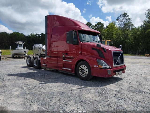 Salvage Volvo Vnl Image
