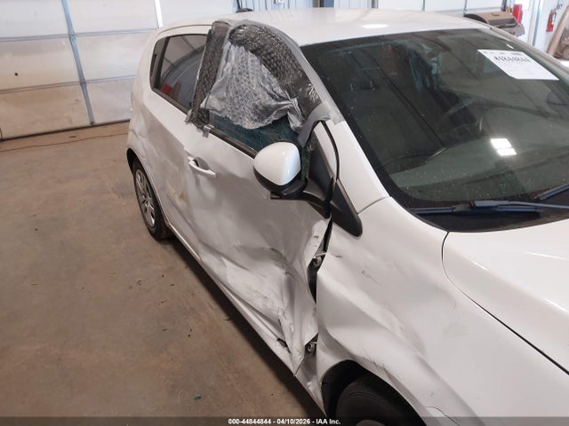 Chevrolet Sonic Lt Auto