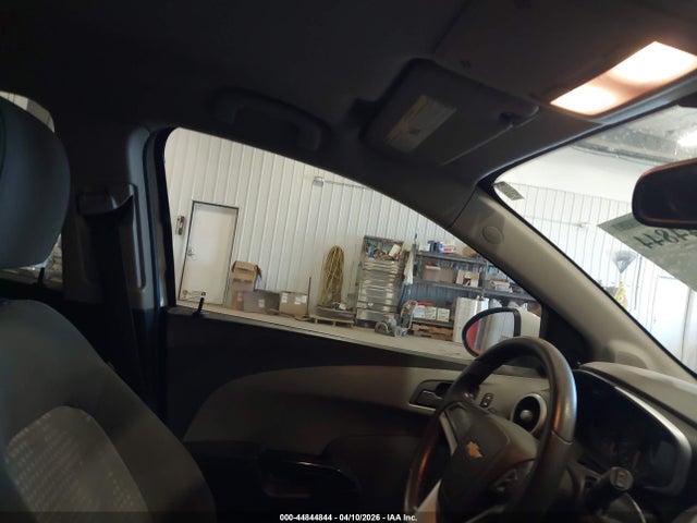Chevrolet Sonic Lt Auto