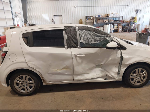 Chevrolet Sonic Lt Auto