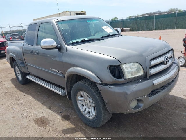 Salvage Toyota Tundra Image
