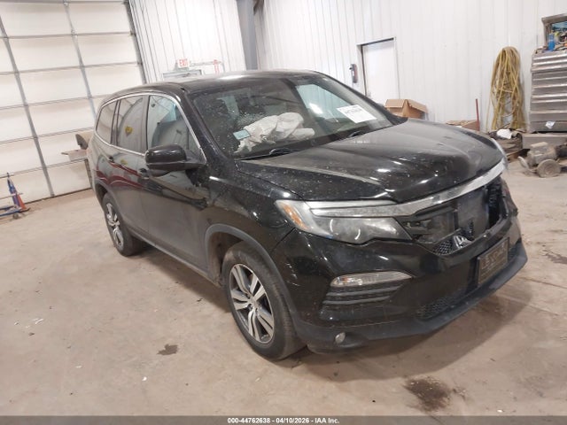 Salvage Honda Pilot Image