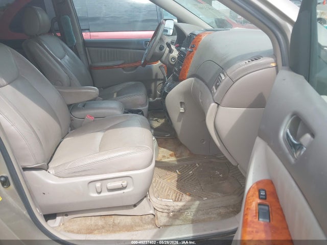 Toyota Sienna Xle Limited