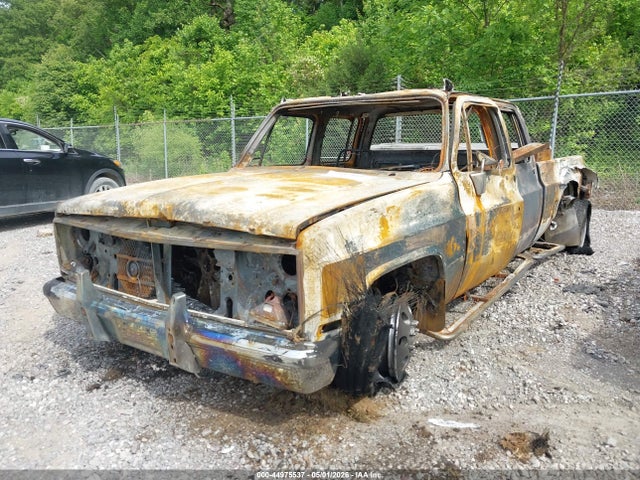 Salvage Chevrolet R30 Image