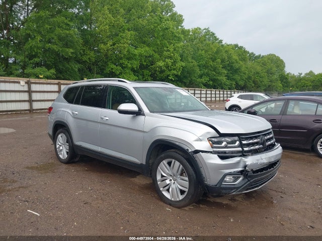 Salvage Volkswagen Atlas Image