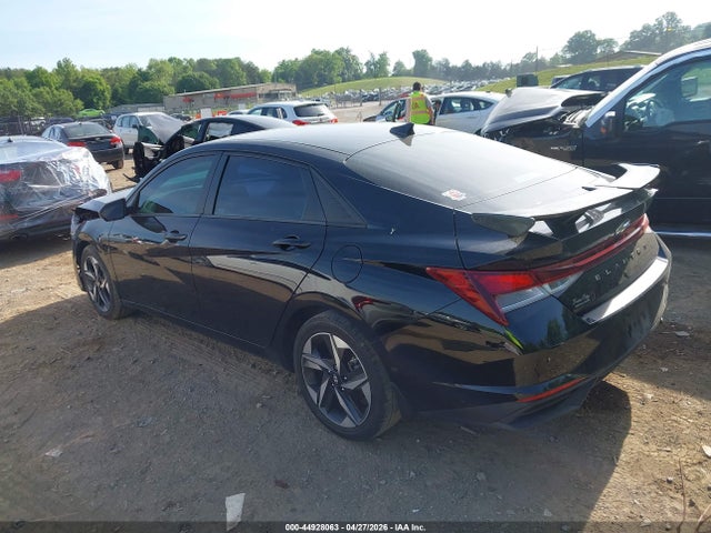 Hyundai ELANTRA Sel