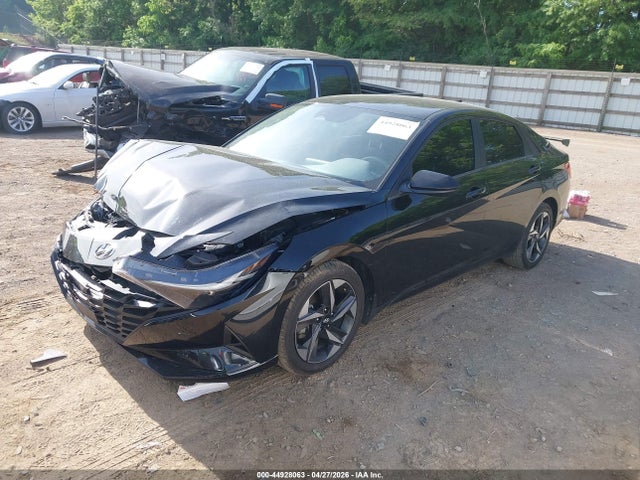 Hyundai ELANTRA Sel