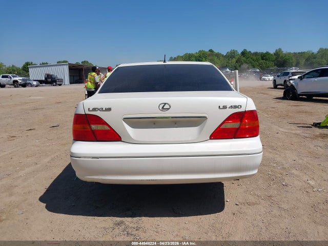 Lexus LS