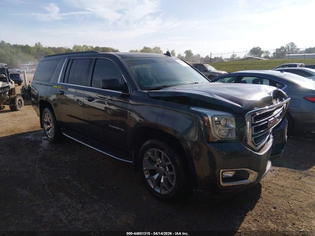 Salvage GMC Yukon Image