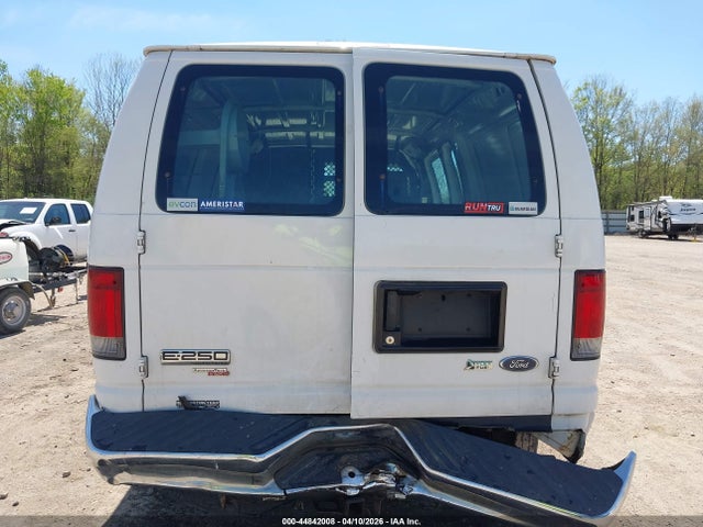 Ford E-250 Commercial