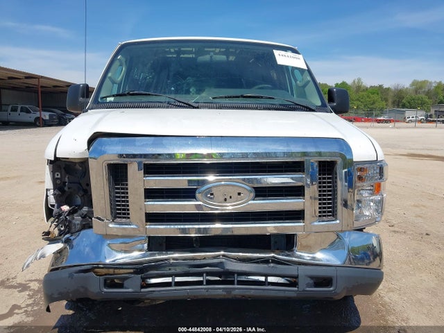 Ford E-250 Commercial