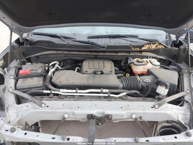 Chevrolet Silverado 1500 4wd  Short Bed Custom Trail Boss