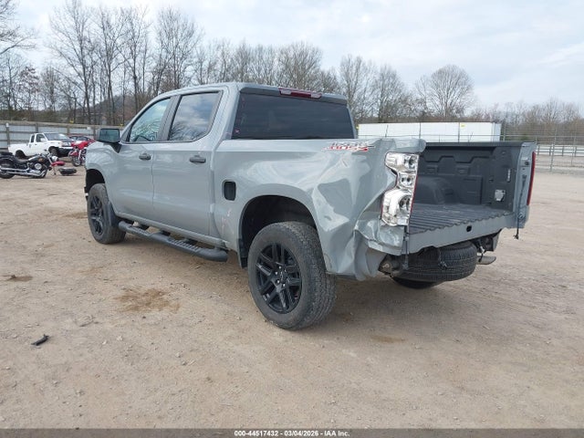 Chevrolet Silverado 1500 4wd  Short Bed Custom Trail Boss